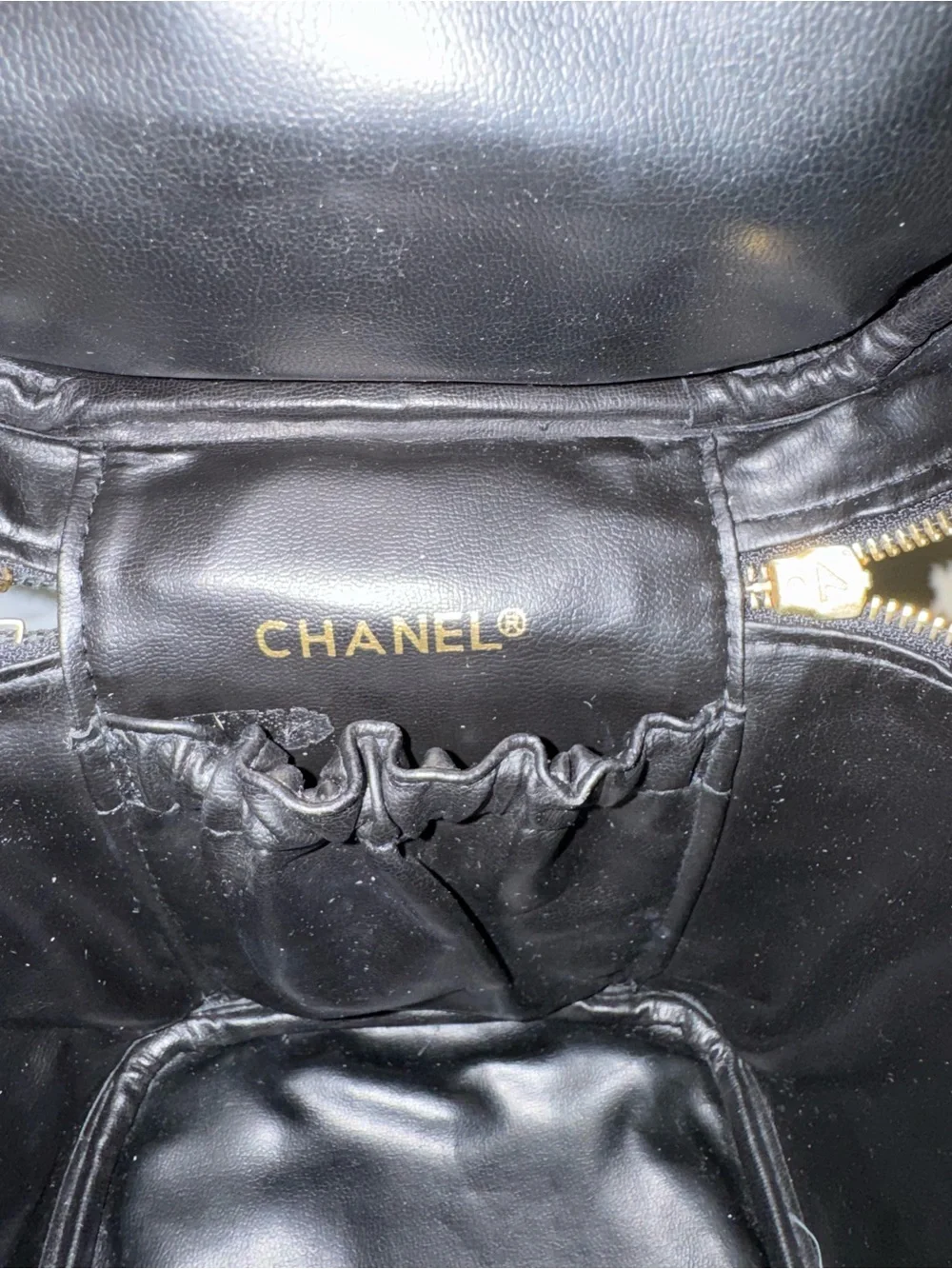 CHANEL classic black